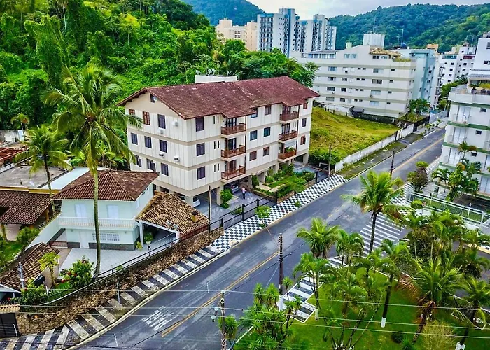 R8 · Ap Grande I Próximo a Lazer e Comércios 24h Guarujá